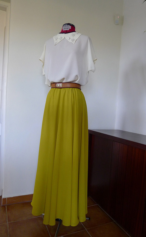 Оливковая юбка от Oxxana