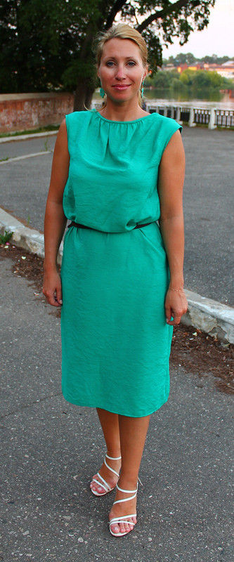 Зеленое платье от Juiya