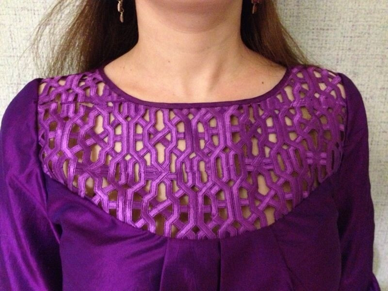 Блуза c вышитой кокеткой. от Turkmenka