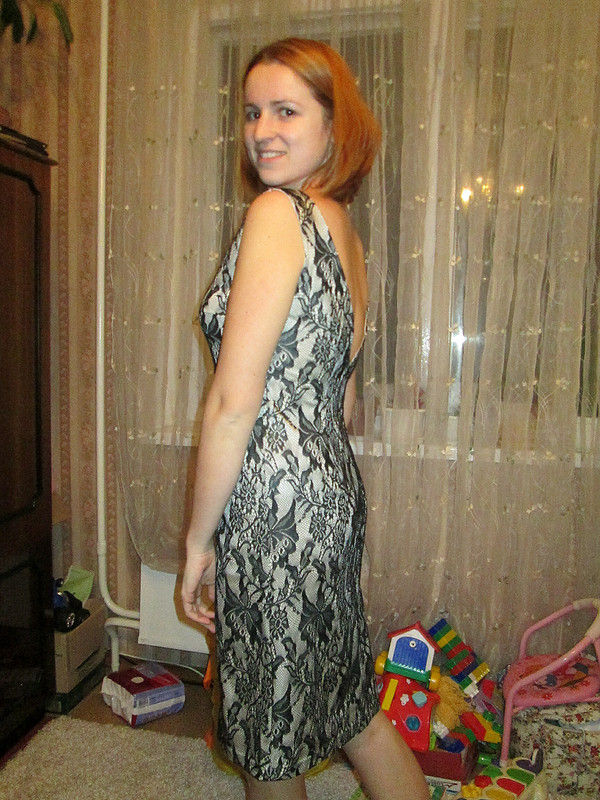 Кружевное платье от Jadzia