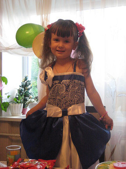 Платье дочке на день рождения