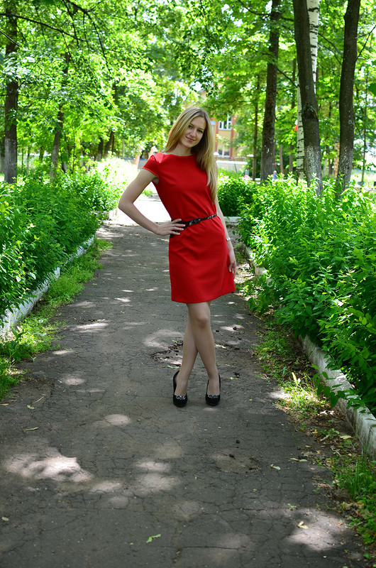 Красное платье от Julie