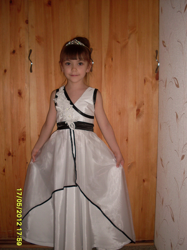 Платье на выпускной от tashacosmo_25