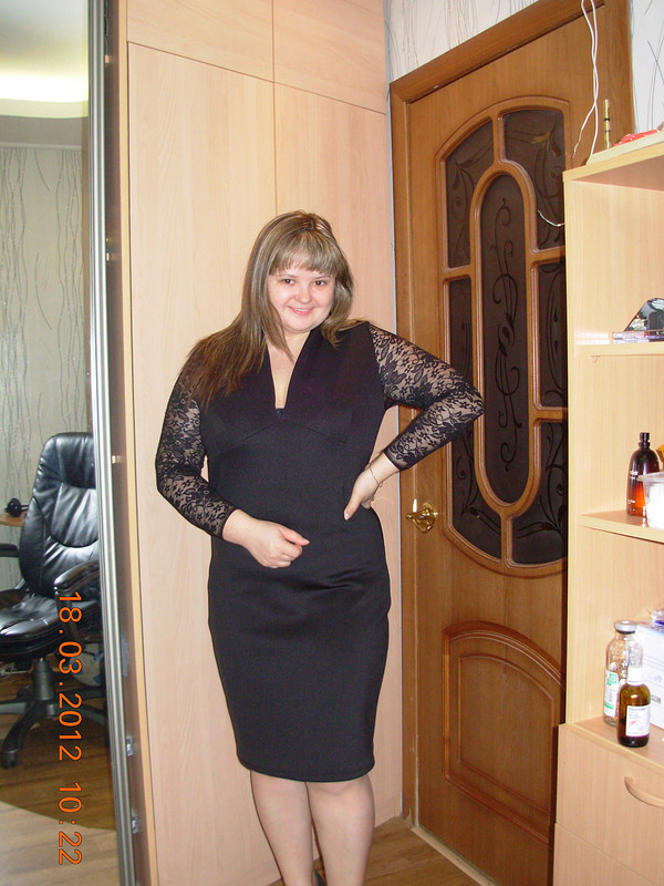 Мельнькое черное платье. от Mari