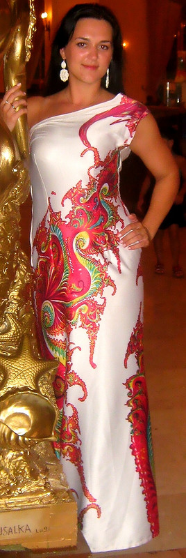 Платье в пол в восточном стиле от БНВ