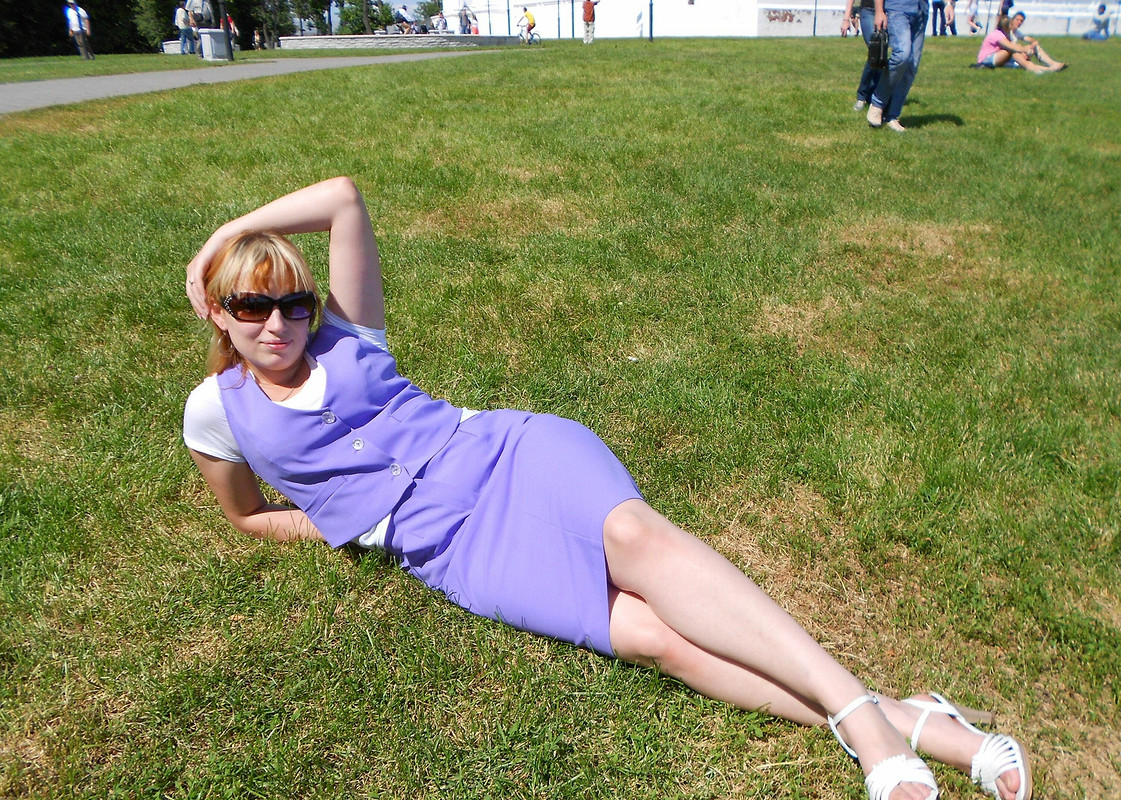 Летний костюм в светло - фиолетовом цвете от LELCHIK