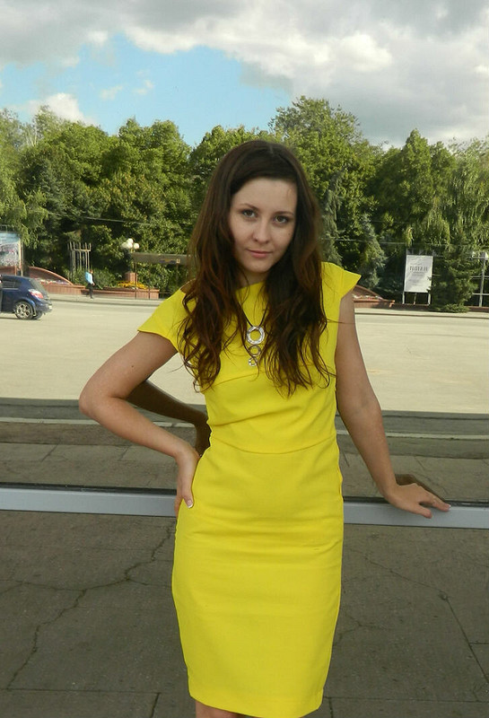 Желтое платье от Masha Dyoma