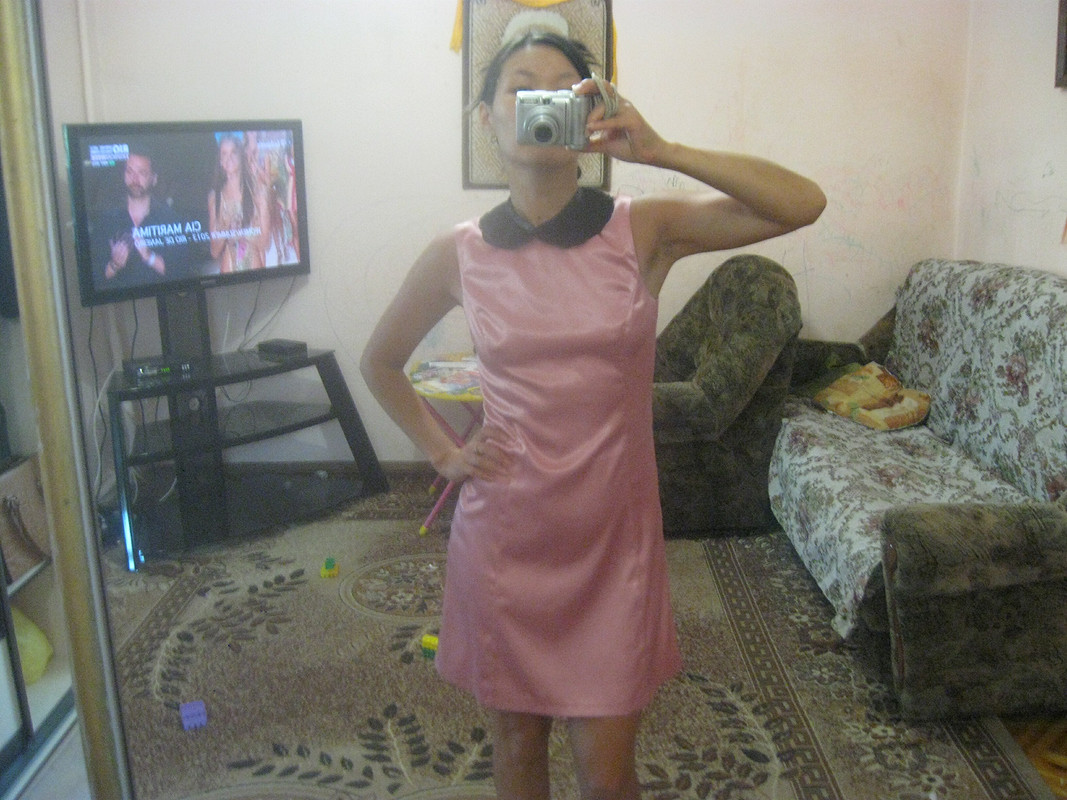 Розовое платье из стрейч - атласа от Rada