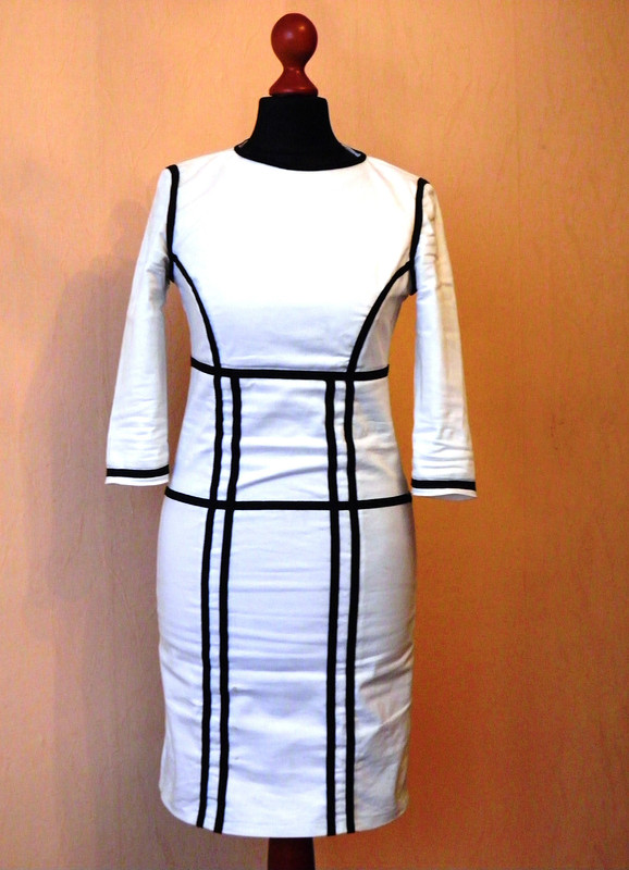 White dress with the black stripes от Mayolga