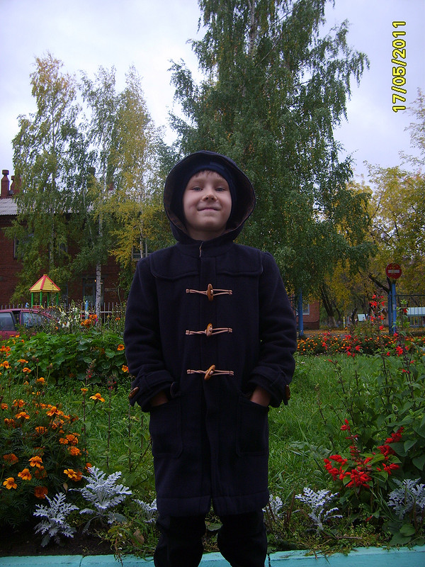 Дафлкот-пальто с капюшоном от jilnt
