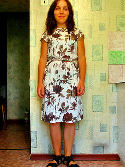 Модель с обложки, платье 108 09/2012