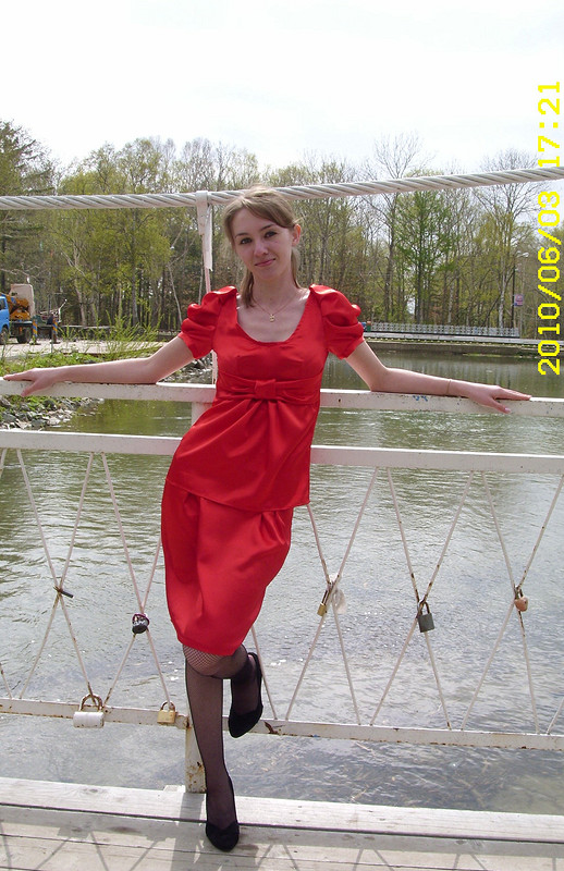 Красный костюмчик от ЮлияАндреевна
