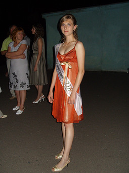 платье на выпускной
