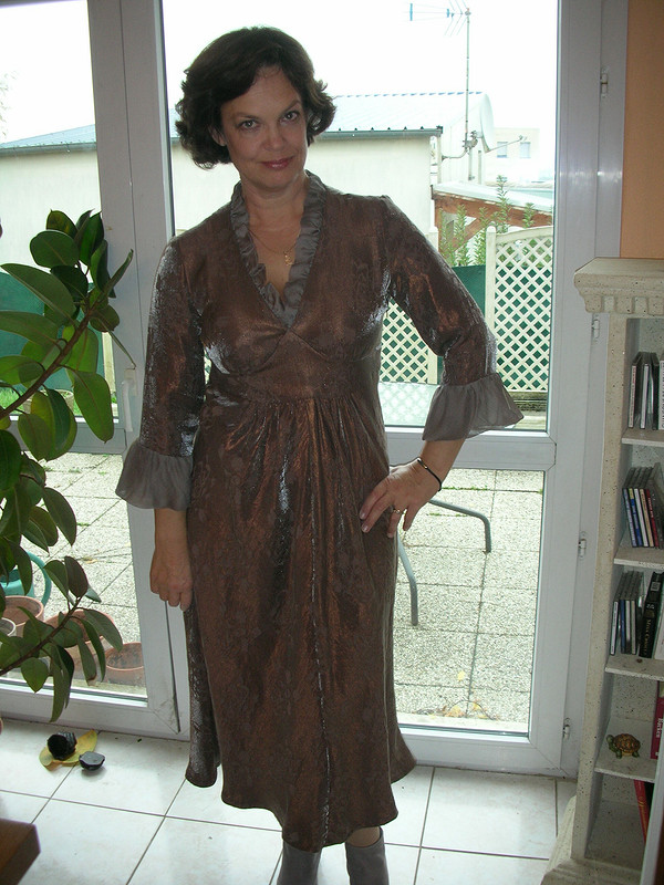 Платье цвета какао от Ipomeja