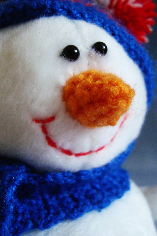 Мастер-класс: шьем текстильную интерьерную игрушку «Снеговик»