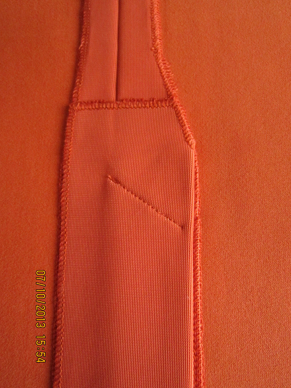Классическая юбка со шлицей сзади от Lyubov  Komissarova