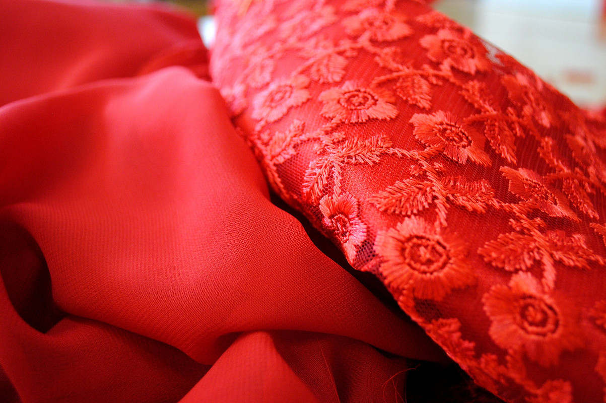 Обязательно красное платье в пол! - сказала подруга-невеста) от nur_siis