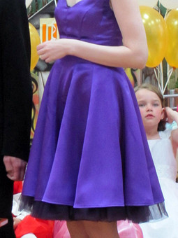 Платье маме на выпускной дочери в саду