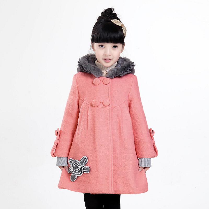 Пальто с меховым капюшоном для дочери 5 лет. Маленький енот от sevil