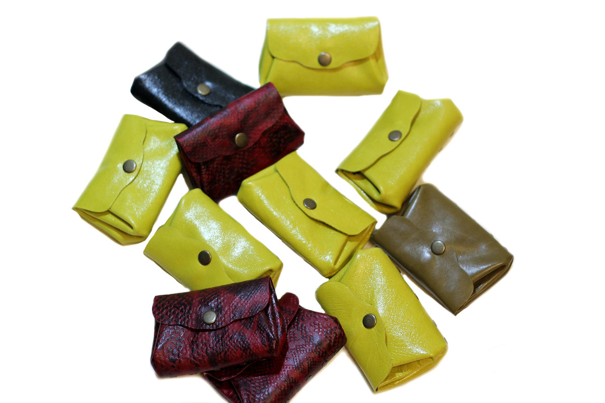 Маленькие пухленькие кожаные кошелечки от Ирина Болдырева
