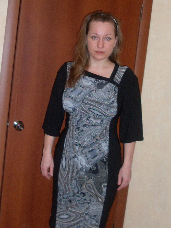 платье с ассиметричным вырезом горловины от ЮлияПсков
