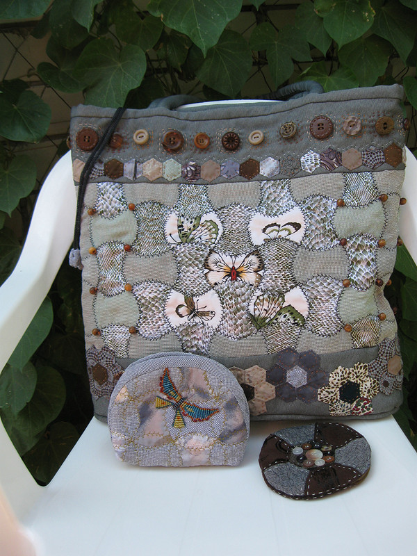 Лоскутная сумочка с аксессуарами в японском стиле. от Лоскутушка