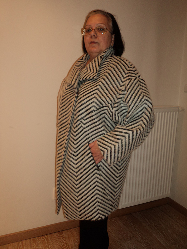 Пальто для любимой мамочки от Viktoria style