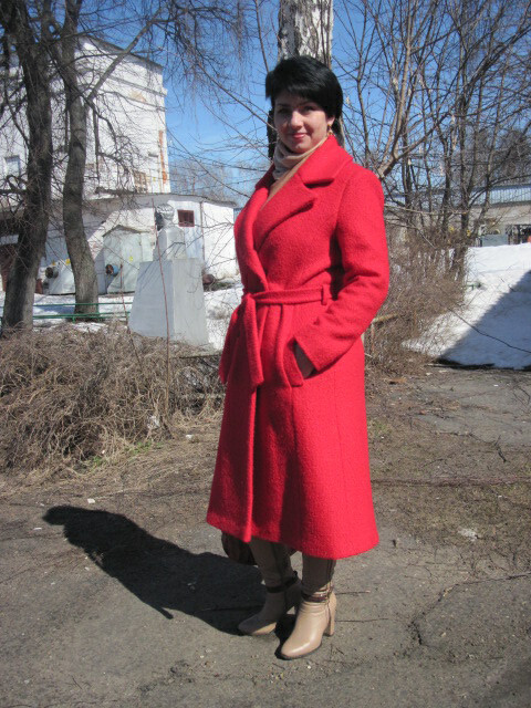 Пальто красное от RadNadia