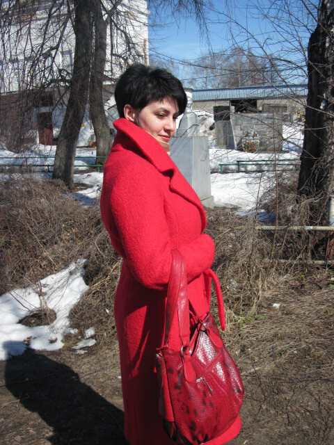 Пальто красное от RadNadia