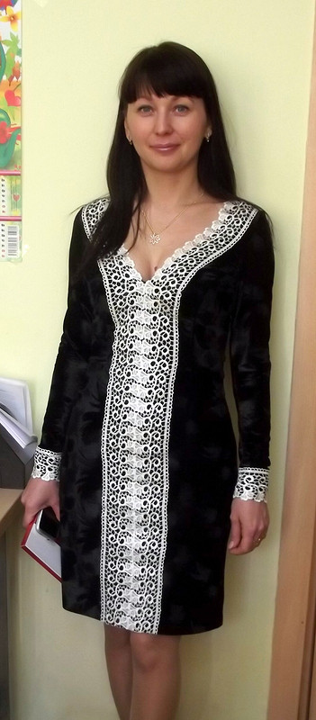 Бархатное платье с кружевом на 8 марта. от tatiana0981