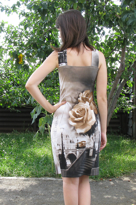 Платье с розами. от Tatisha