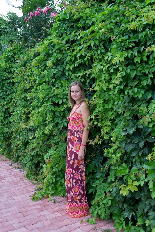 Трикотажное летнее платье от Elena R