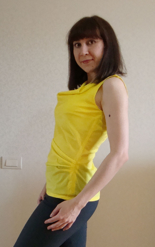 Желтый топ от Katerina M