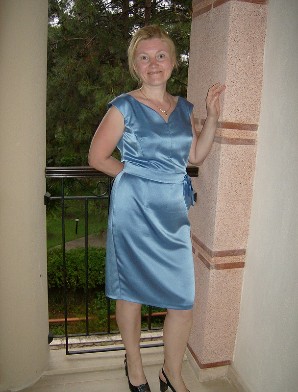 Платье с декольте в виде сердечка от svetlana 05