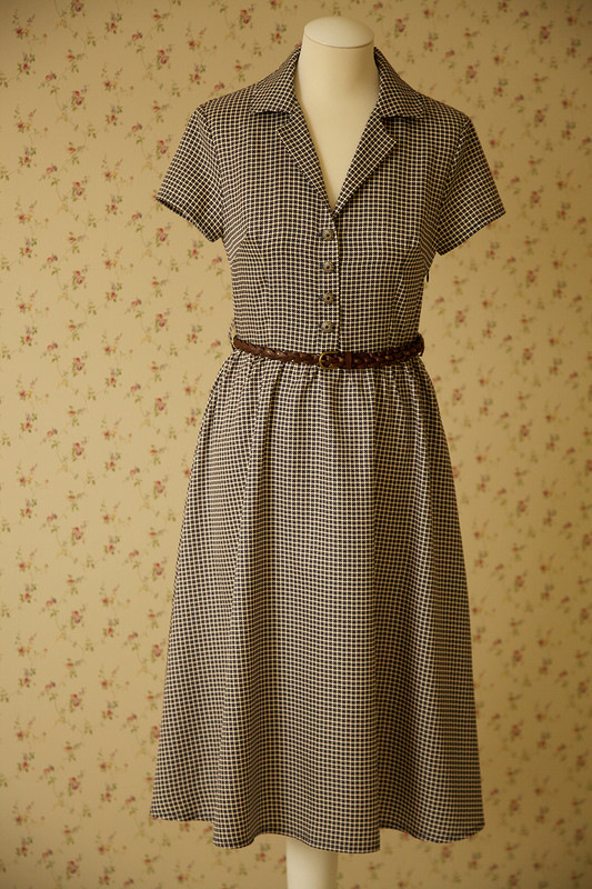 Приталенное платье-рубашка с лацканами от Таня Орлова