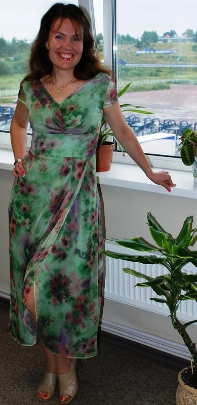 Платье по случаю от Safskay