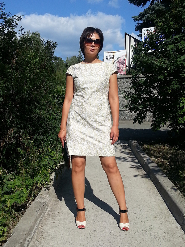 «Золотое платье» от Karina