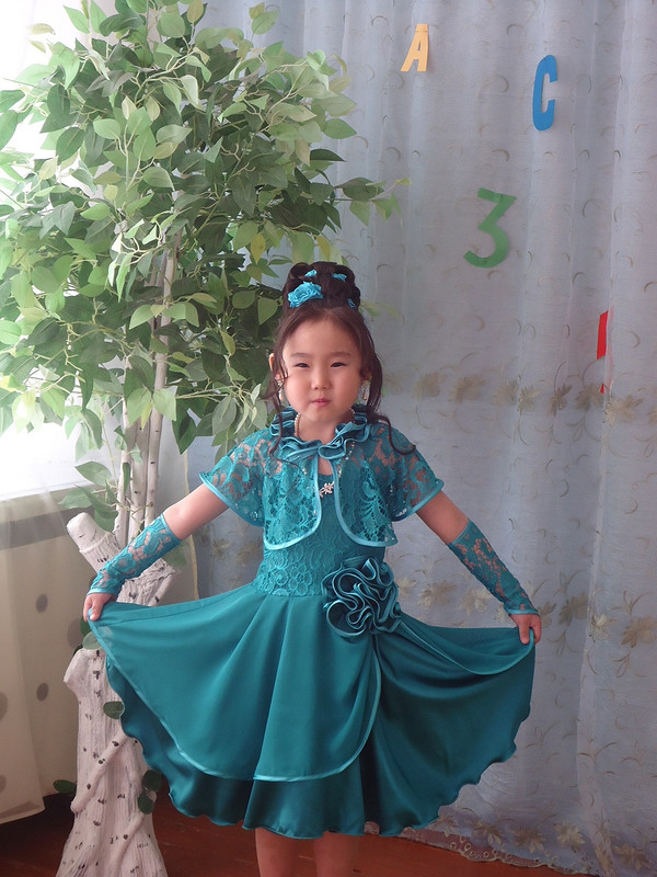 Детское выпускное платье от Relefik