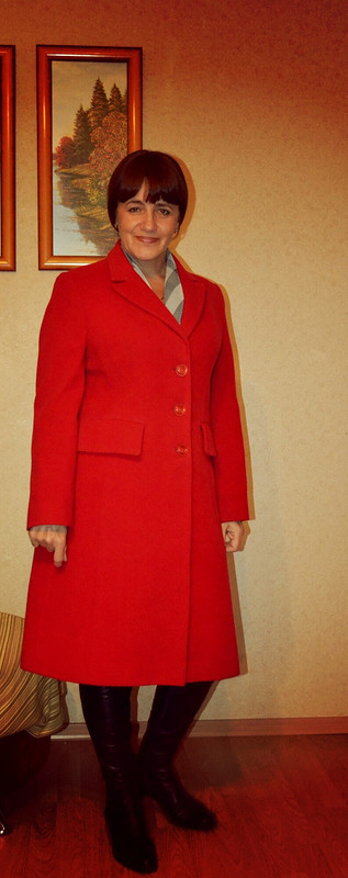 Красное пальто от Valentina Nesterenko