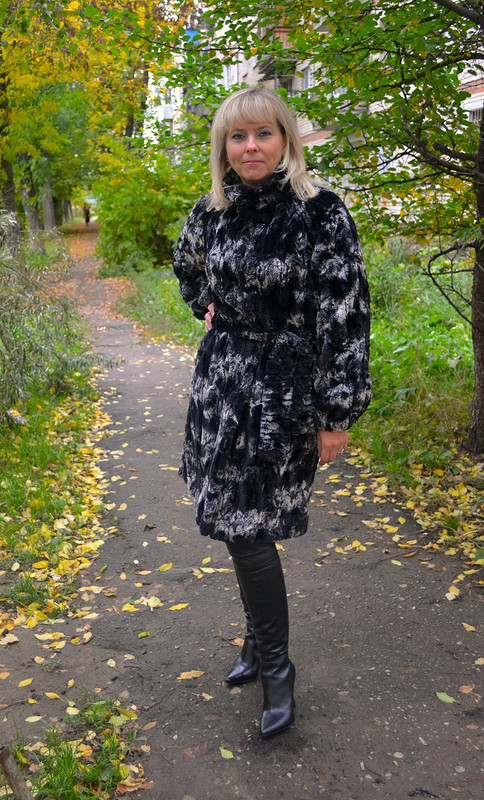 Модное меховое пальто-шубка от Kristina-T