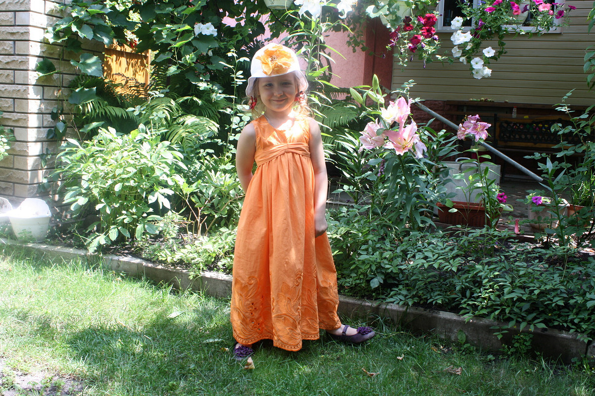 Длинное платье для девочки от Fern13