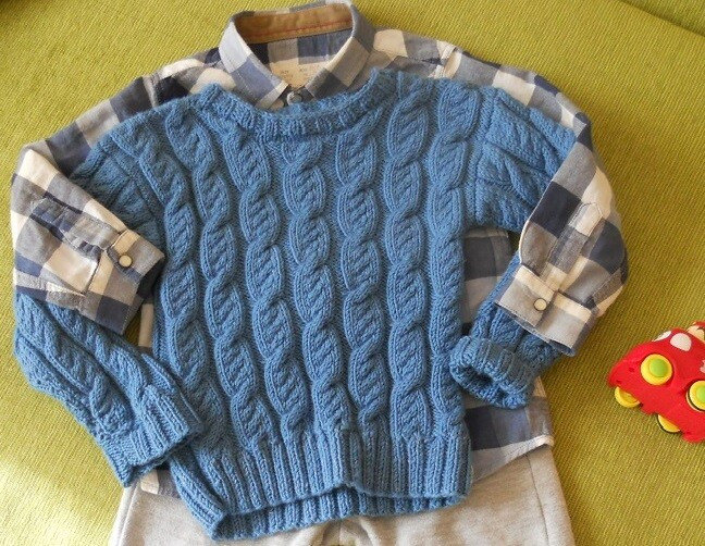 Нежный свитер для маленького модника от Alexandra_P