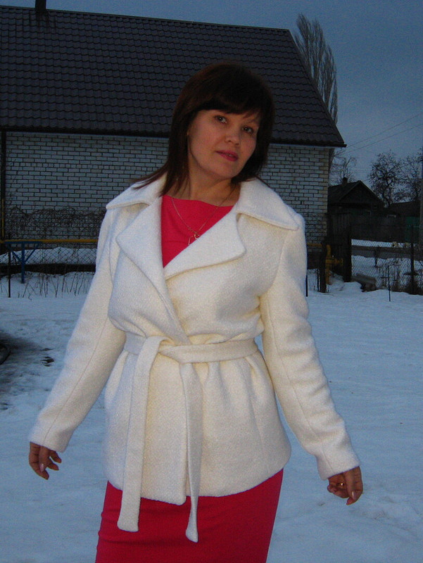 Белое пальто фото