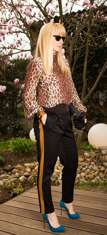 шифоновая блузка с мотивом леопарда и брюки от silky1way