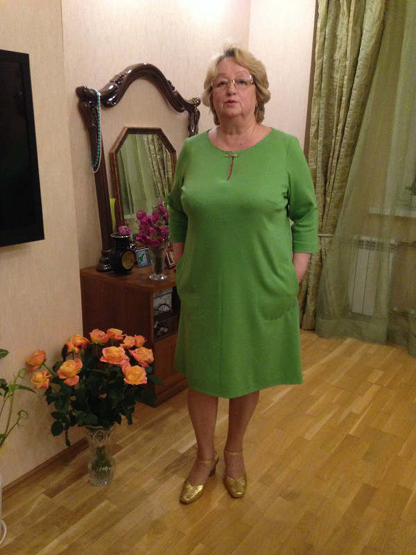 Платье цвета свежей зелени от доцент1