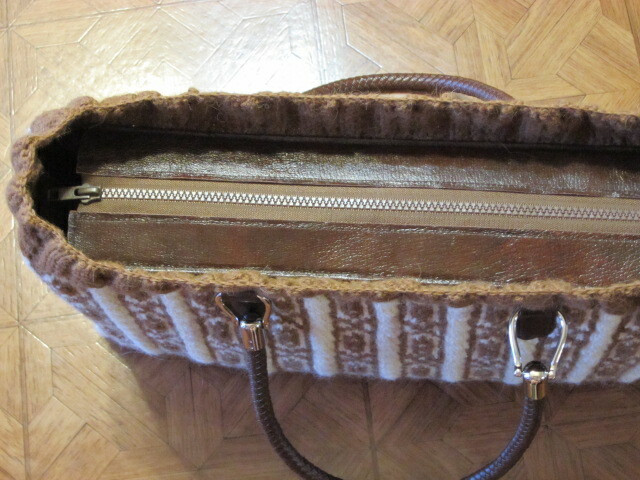 Вязаная сумка с орнаментом и косами от Lyubov  Komissarova