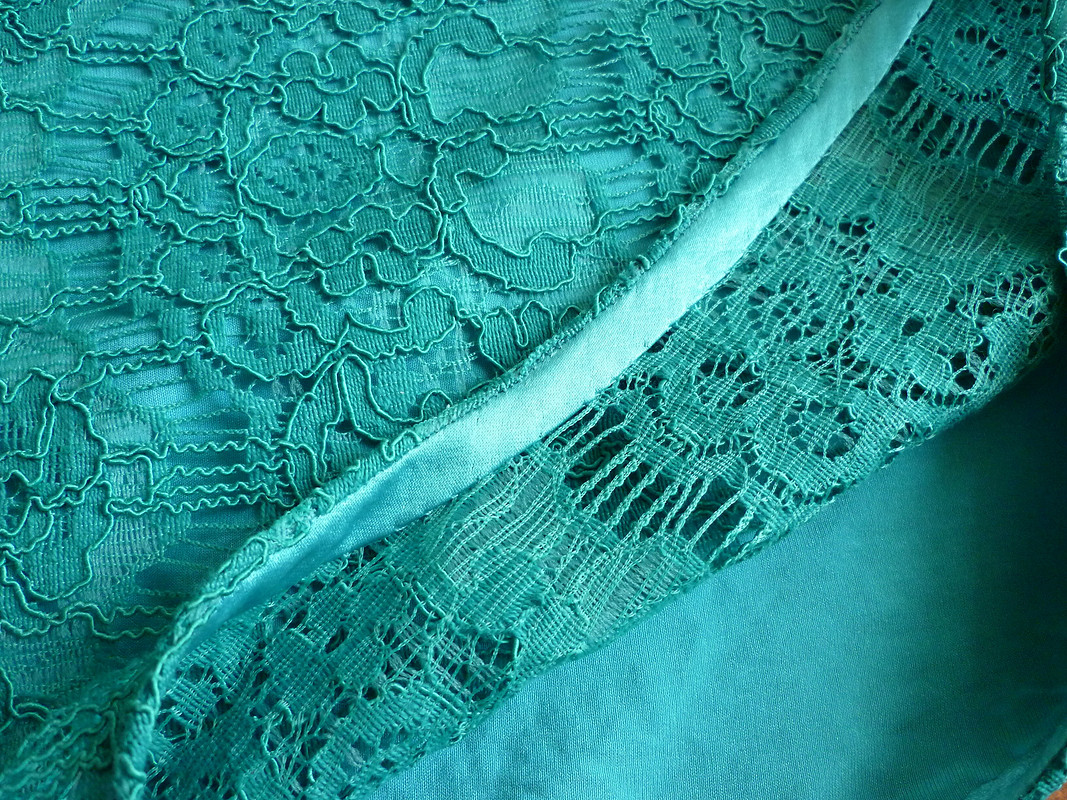 Топ кружевной и юбка с клином годе от Sofie2012