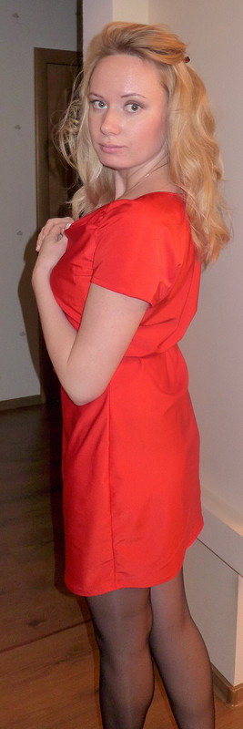 Маленькое красное платье от LilLove