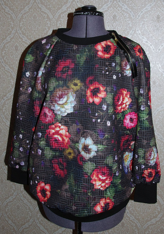 Цветочный пуловер от Ejiki