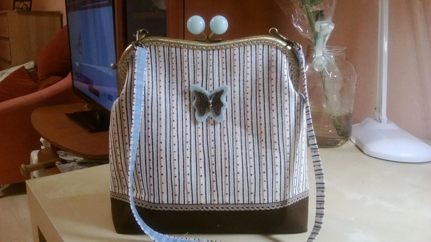Винтажная сумочка с бабочкой в стиле пэчворк от Frau Anna